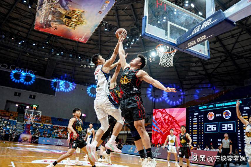 爱游戏-山东队险胜灰熊，陶汉林点燃赛场