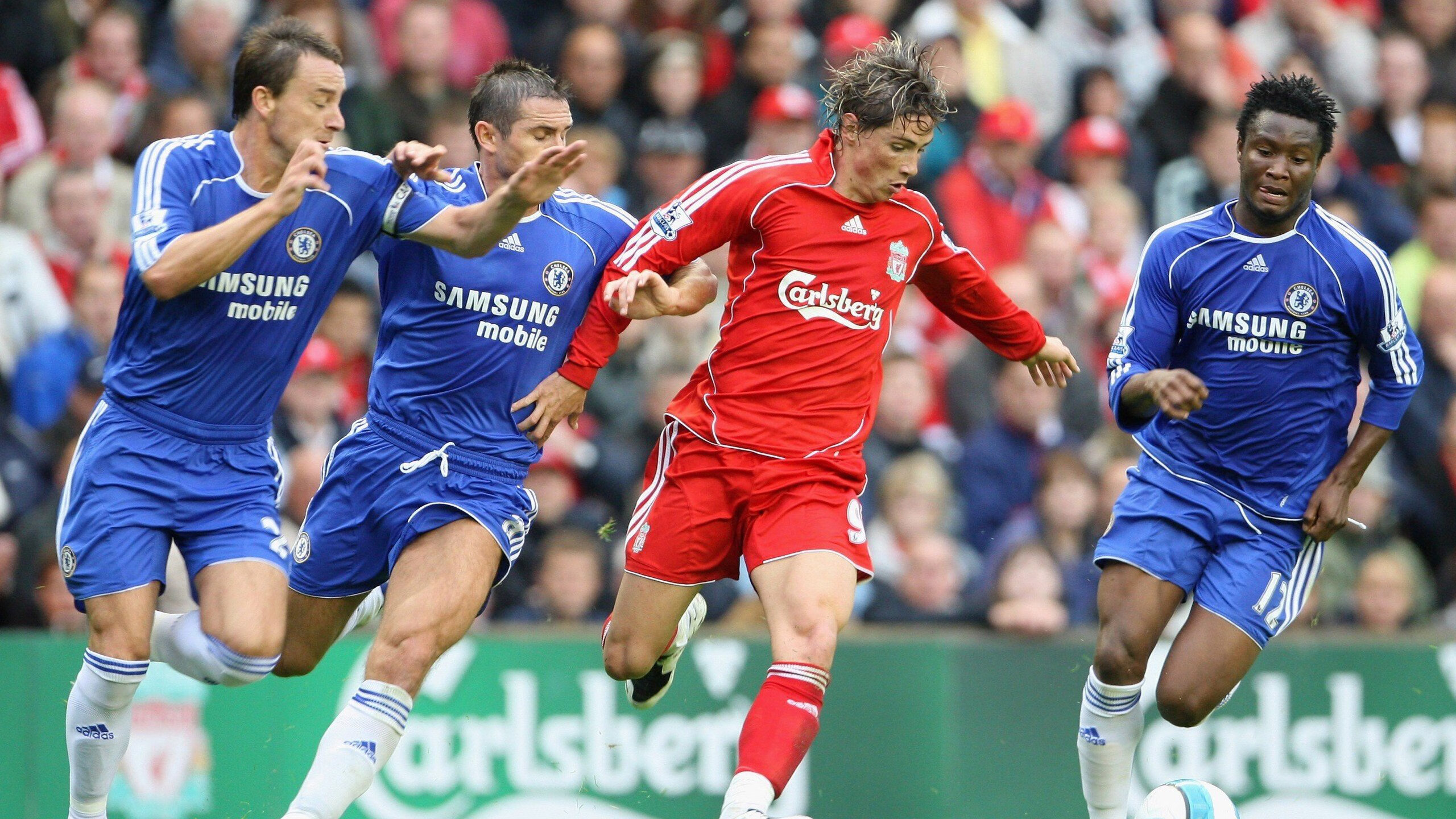 爱游戏娱乐-意甲焦点战与湖人单节风暴,体育世界里的决定性瞬间